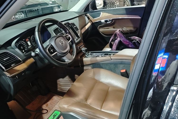 Used Volvo XC90 2019 T6 Zhiyi Edition 7-Seater China VI Standard Left Front Seat