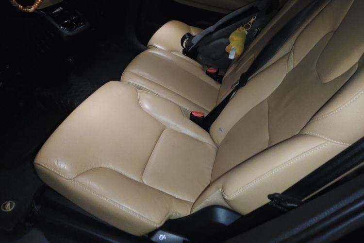 Used Volvo XC90 2019 T5 Zhiyi Edition 5-Seater China V Standard Left Rear Seat