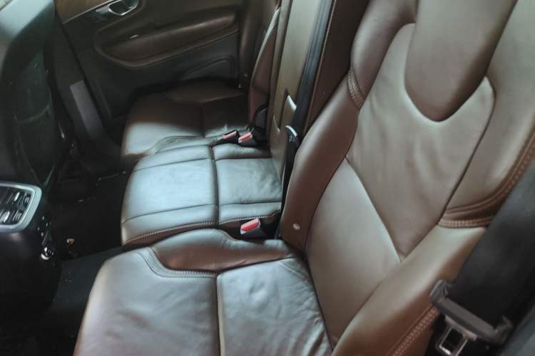 Used Volvo XC90 2019 T6 Luxury Edition 7-seater China V Standard Left Rear Seat