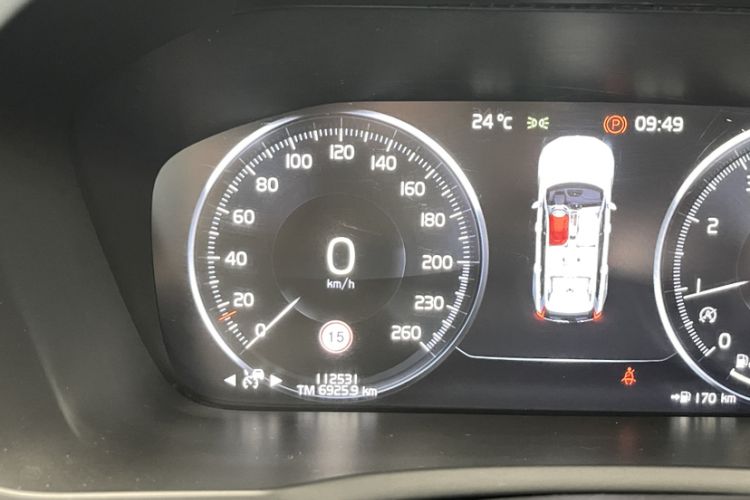Used Volvo XC90 2019 T5 Zhiyi Edition 7-Seater China VI Odometer Close Up