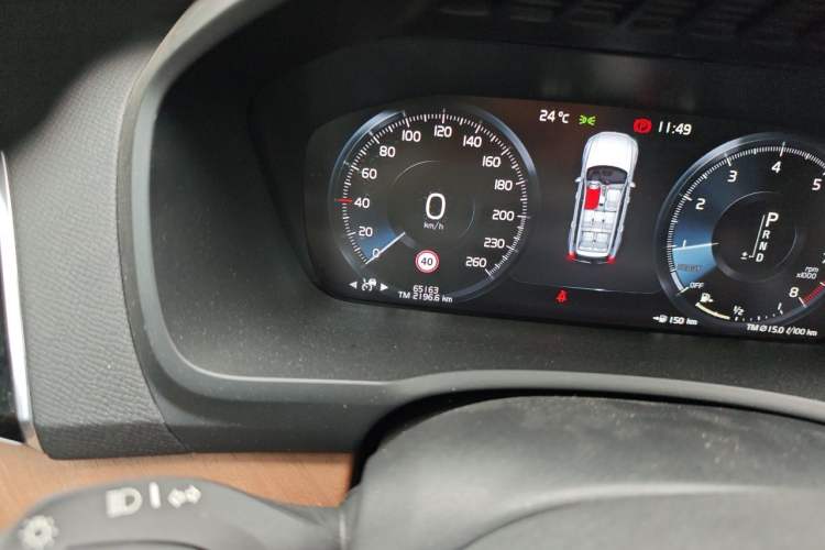 Used Volvo XC90 2019 T6 Zhiyi Edition 7-Seater China V Emission Standard Odometer Close Up