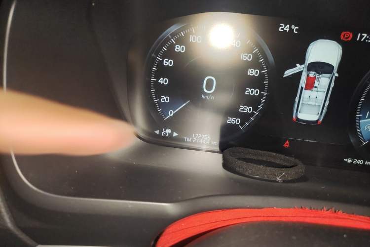 Used Volvo XC90 2019 T5 Zhiyi Edition 5-Seater China V Standard Odometer Close Up