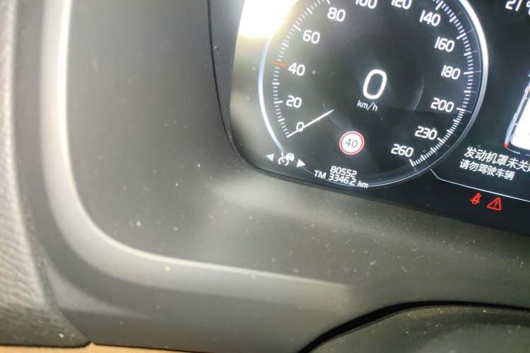 Used Volvo XC90 2019 T6 Zhiyi Edition 7-Seater China V Emission Standard Odometer Close Up