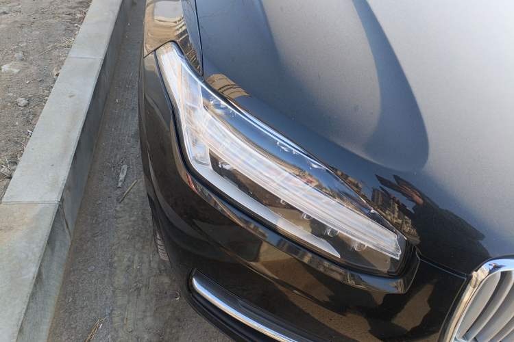 Used Volvo XC90 2019 T6 Zhiyi Edition 7-Seater China V Emission Standard Right Front Headlight