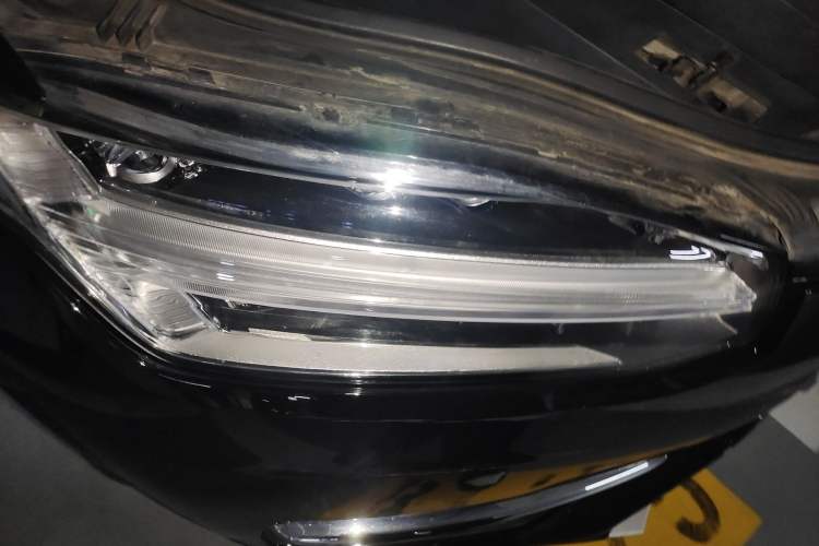 Used Volvo XC90 2019 T5 Zhiyi Edition 5-Seater China V Standard Right Front Headlight