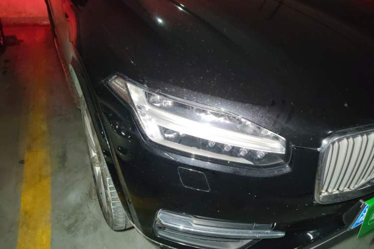 Used Volvo XC90 2019 T6 Zhiya Edition 7-Seater China VI Standard Right Front Headlight