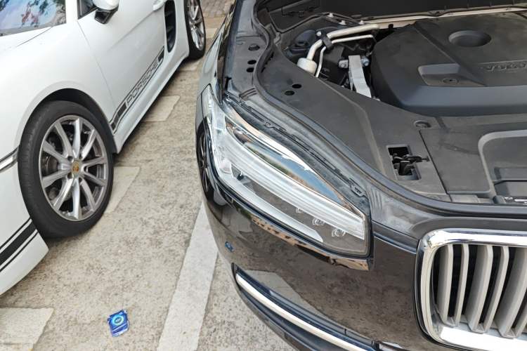 Used Volvo XC90 2019 T5 Zhiyi Edition 7-Seater China V Emission Standard Right Front Headlight