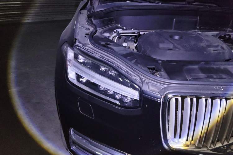 Used Volvo XC90 2019 T6 Zhiya Edition 7-Seater China VI Standard Right Front Headlight