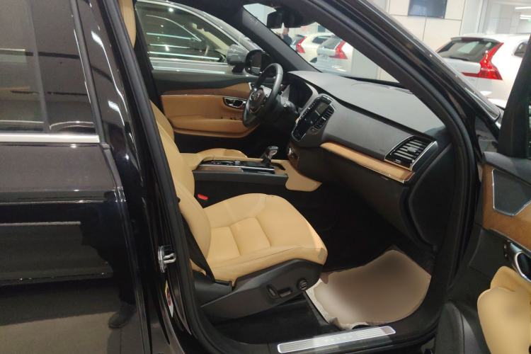 Used Volvo XC90 2019 T6 Zhiyi Edition 7-Seater China VI Standard Right Front Seat