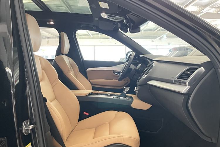 Used Volvo XC90 2019 T5 Zhiyi Edition 7-Seater China VI Right Front Seat