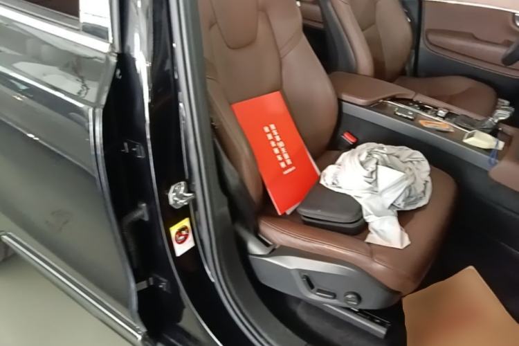 Used Volvo XC90 2019 T6 Zhiyi Edition 7-Seater China V Emission Standard Right Front Seat