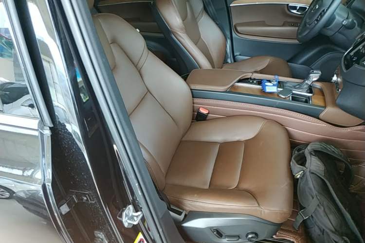Used Volvo XC90 2019 T6 Zhiyi Edition 7-Seater China VI Standard Right Front Seat