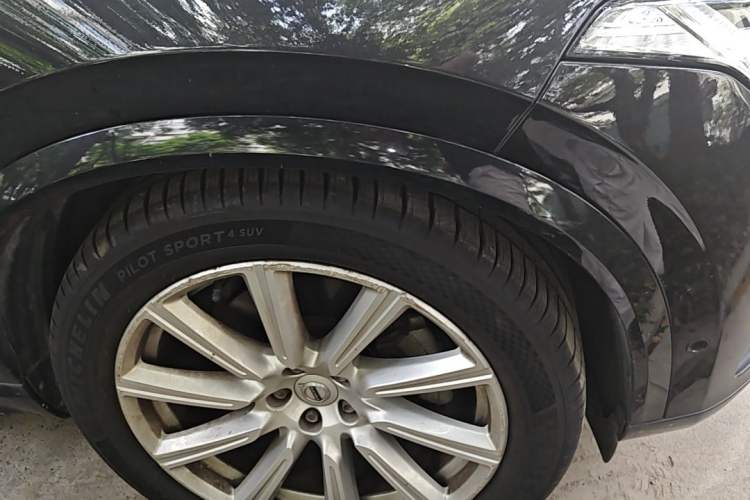 Used Volvo XC90 2019 T6 Luxury Edition 7-seater China V Standard Right Front Wheel Hub