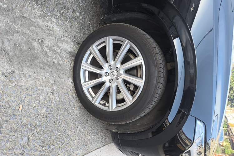 Used Volvo XC90 2019 T6 Zhiyi Edition 7-Seater China V Emission Standard Right Front Wheel Hub