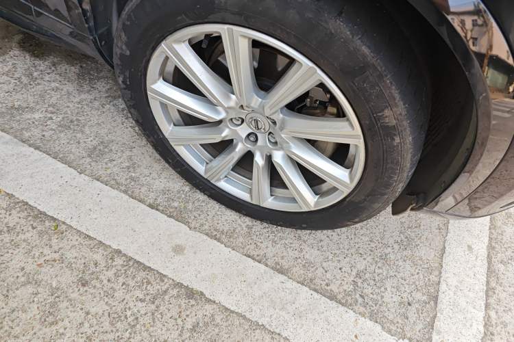 Used Volvo XC90 2019 T5 Zhiyi Edition 7-Seater China V Emission Standard Right Front Wheel Hub