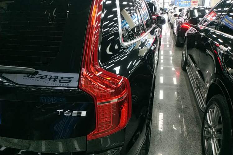 Used Volvo XC90 2019 T6 Zhiyi Edition 7-Seater China V Emission Standard Right Rear Taillight