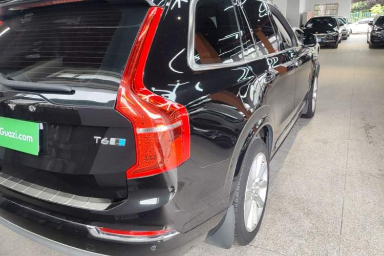 Used Volvo XC90 2019 T5 Zhiyi Edition 7-Seater China VI Right Rear Taillight