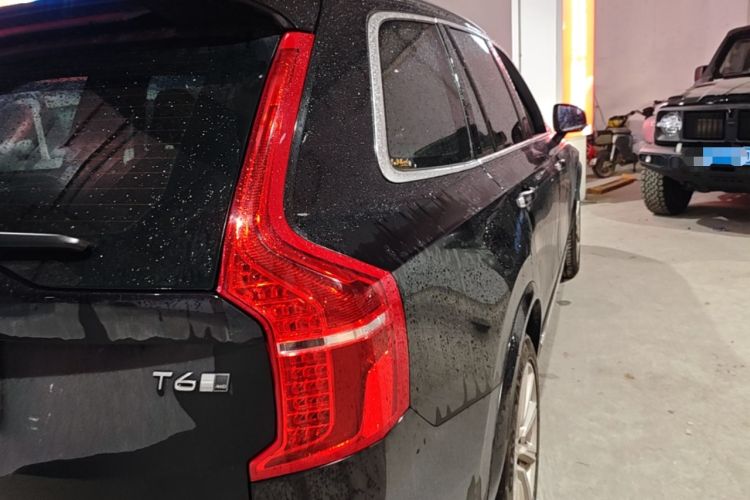 Used Volvo XC90 2019 T6 Zhiyi Edition 7-Seater China VI Standard Right Rear Taillight