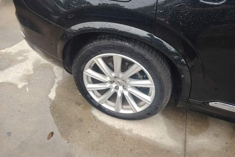 Used Volvo XC90 2019 T6 Prestige 7-Seater China VI Standard Right Rear Wheel Hub