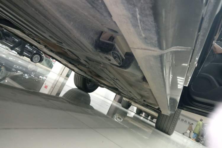 Used Volvo XC90 2019 T6 Zhiyi Edition 7-Seater China V Emission Standard Right Side Sill