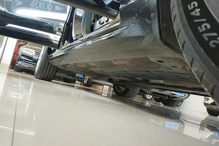 Used Volvo XC90 2019 T6 Zhiyi Edition 7-Seater China VI Standard Right Side Sill