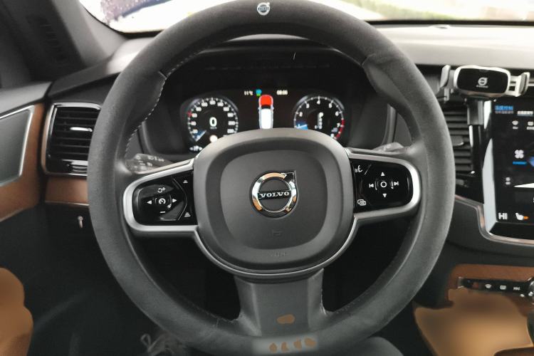 Used Volvo XC90 2019 T6 Zhiyi Edition 7-Seater China VI Standard Steering Wheel