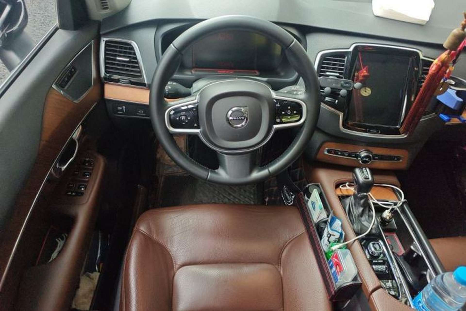 Used Volvo XC90 2019 T6 Zhiyi Edition 7-Seater China V Emission Standard Steering Wheel