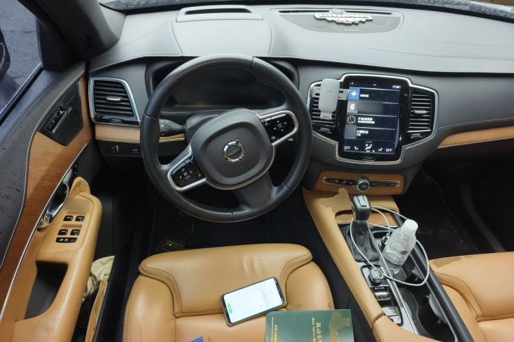 Used Volvo XC90 2019 T6 Zhiya Edition 7-Seater China VI Standard Steering Wheel