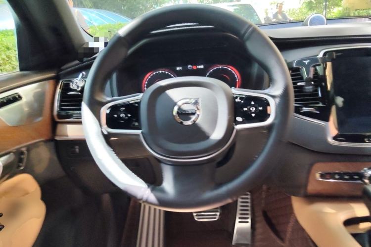 Used Volvo XC90 2019 T6 ZhiZun Edition 7-Seater China V Standard Steering Wheel
