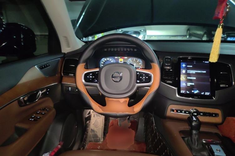 Used Volvo XC90 2019 T6 Zhiyi Edition 7-Seater China V Emission Standard Steering Wheel