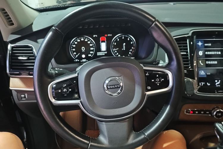 Used Volvo XC90 2019 T6 Zhiyi Edition 7-Seater China VI Standard Steering Wheel