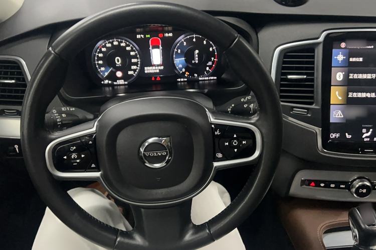 Used Volvo XC90 2019 T5 Zhiyi Edition 7-Seater China VI Steering Wheel