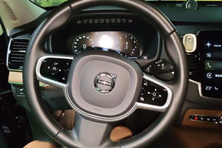 Used Volvo XC90 2019 T6 Zhiyi Edition 7-Seater China VI Standard Steering Wheel