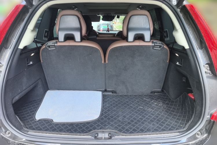 Used Volvo XC90 2019 T6 Zhiyi Edition 7-Seater China V Emission Standard Trunk