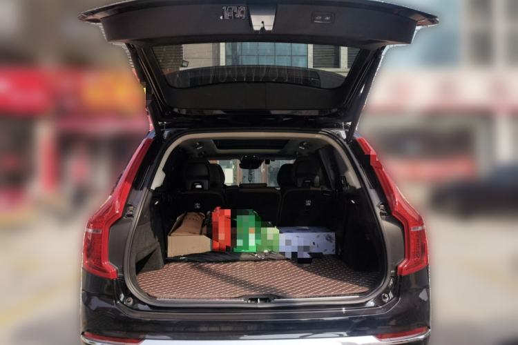 Used Volvo XC90 2019 T6 Zhiyi Edition 7-Seater China VI Standard Trunk