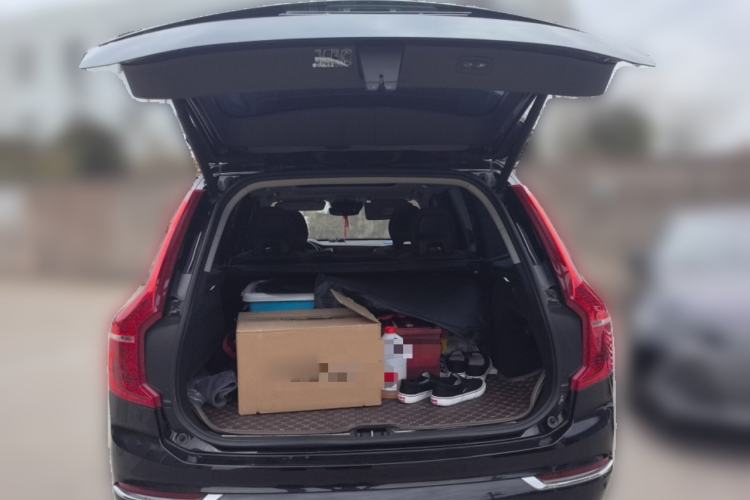 Used Volvo XC90 2019 T5 Zhiyi Edition 5-Seater China VI Standard Trunk