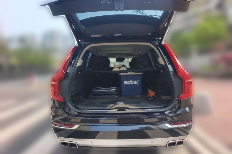 Used Volvo XC90 2019 T6 Zhiyi Edition 7-Seater China V Emission Standard Trunk