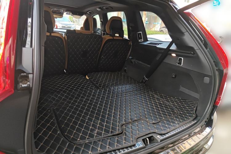 Used Volvo XC90 2019 T5 Zhiyi Edition 7-Seater China V Emission Standard Trunk
