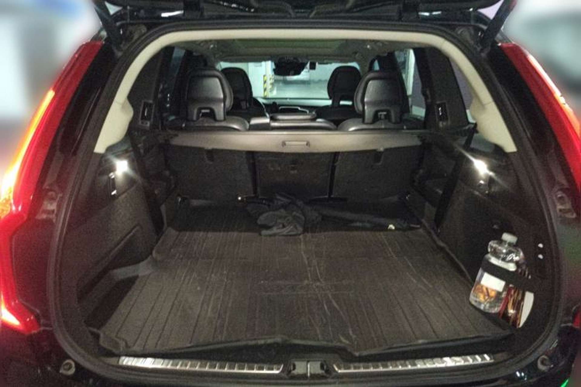 Used Volvo XC90 2019 T6 Zhiyi Edition 7-Seater China V Emission Standard Trunk