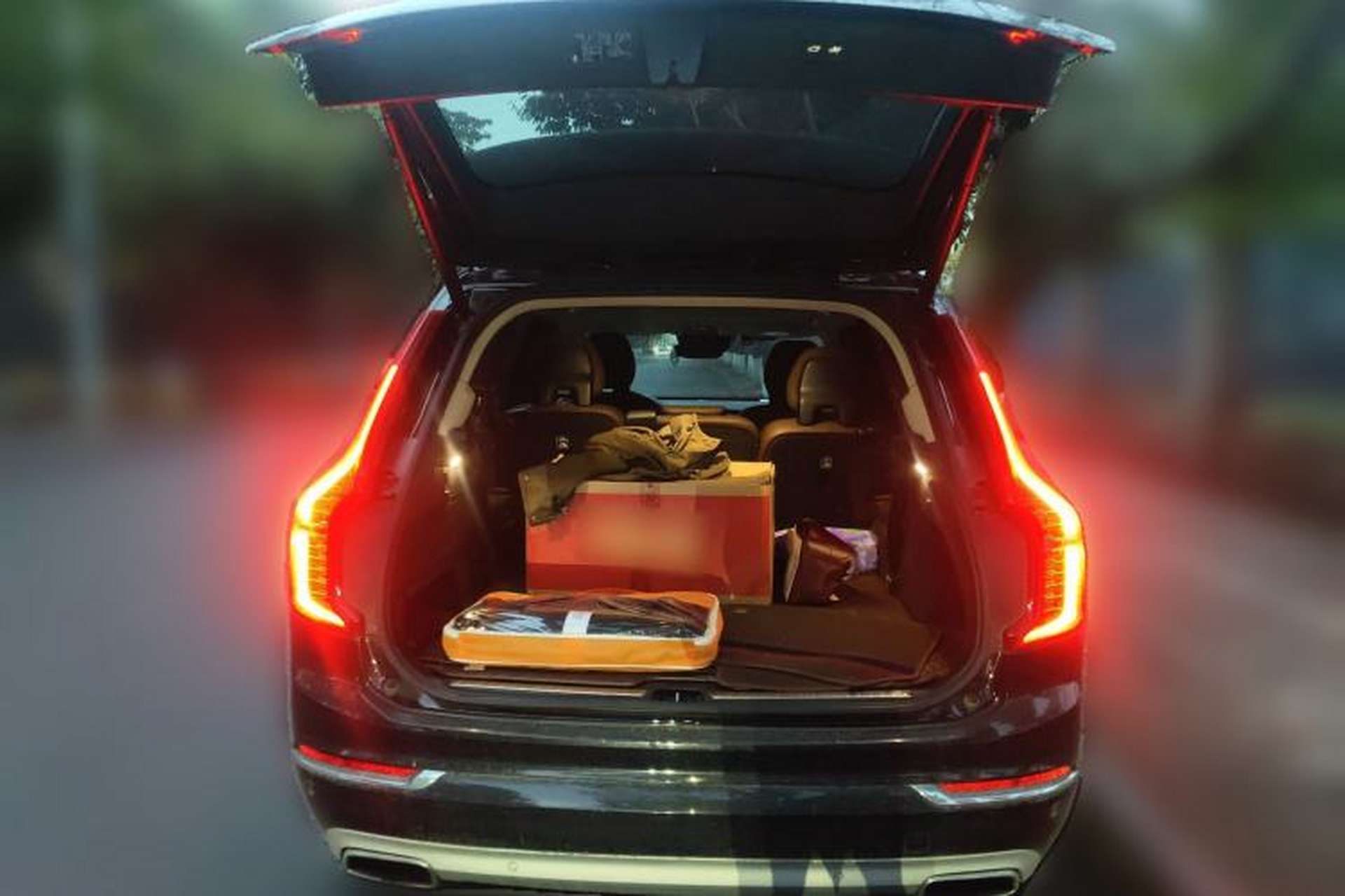 Used Volvo XC90 2019 T6 Zhiyi Edition 7-Seater China V Emission Standard Trunk