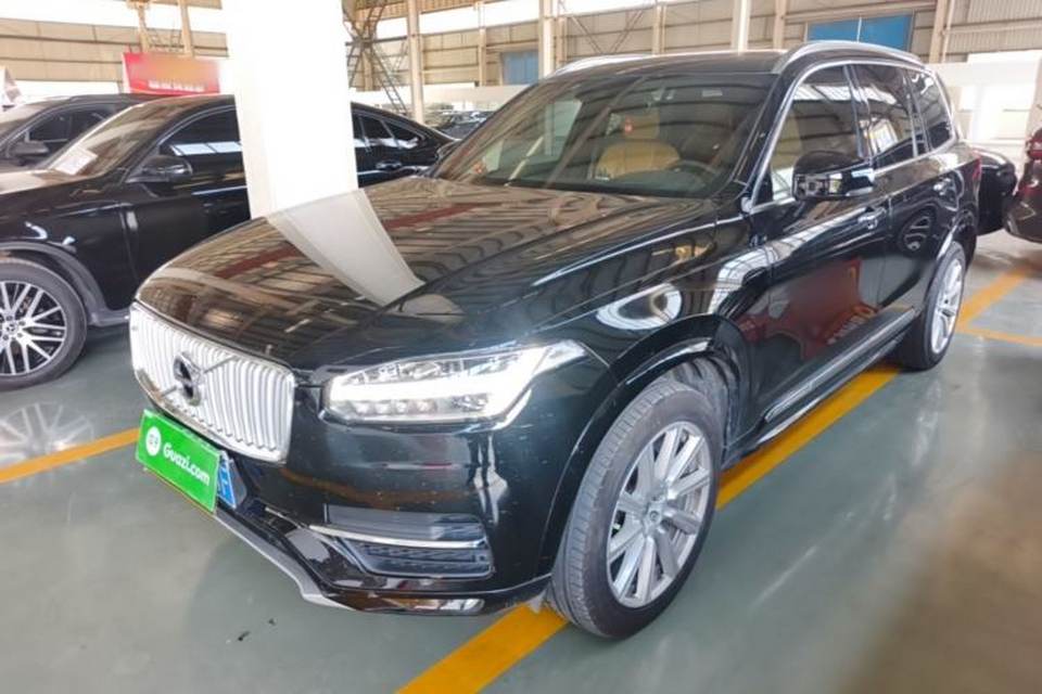 Volvo XC90 2019
