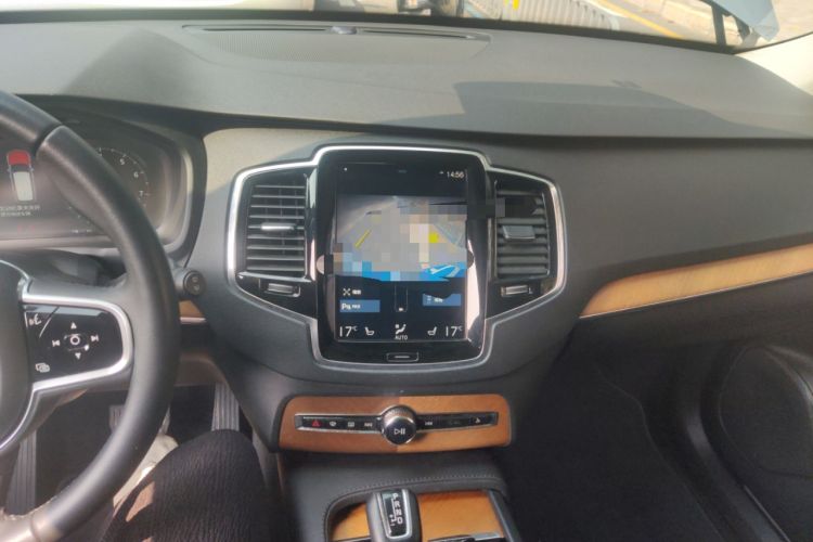 Used Volvo XC90 2019 T6 Zhiyi Edition 7-Seater China VI Standard Audio And AC Panel