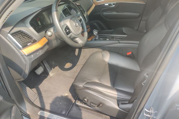 Used Volvo XC90 2019 T6 Zhiyi Edition 7-Seater China VI Standard Driver Seat