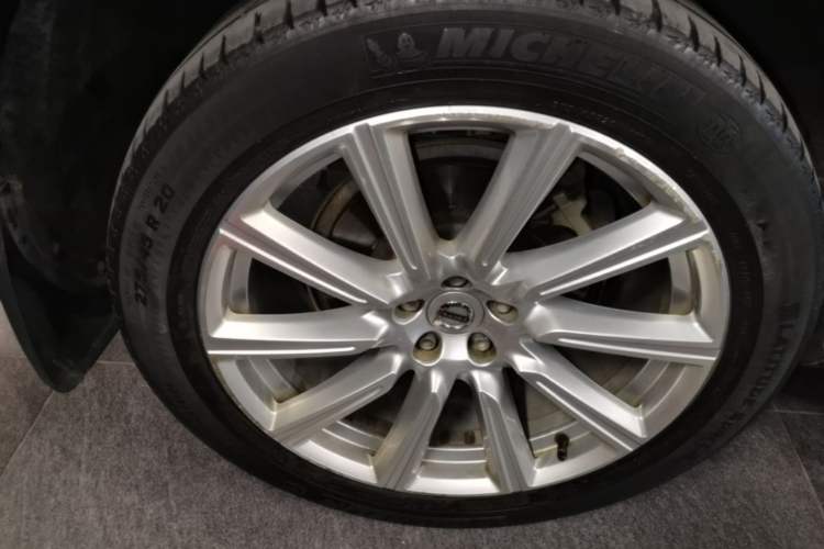 Used Volvo XC90 2019 T5 Zhiyi Edition 5-Seater China VI Standard Exterior 5