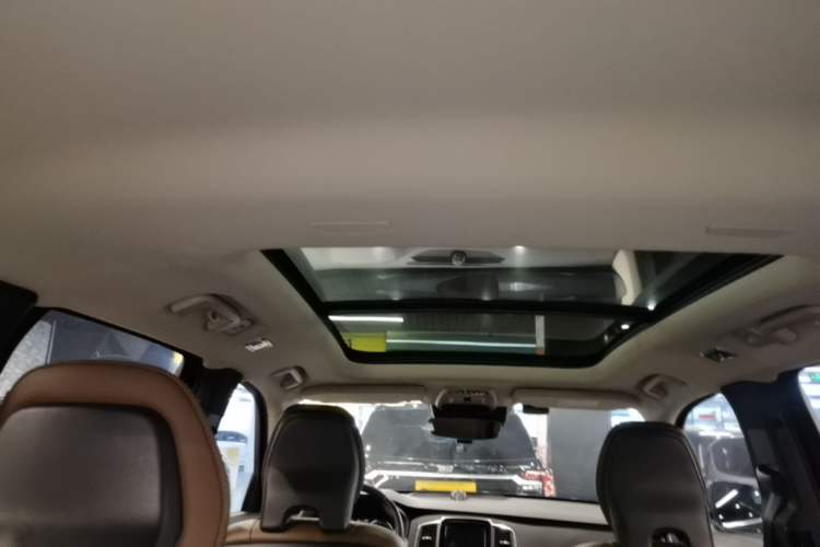 Used Volvo XC90 2019 T5 Zhiyi Edition 5-Seater China VI Standard Headliner