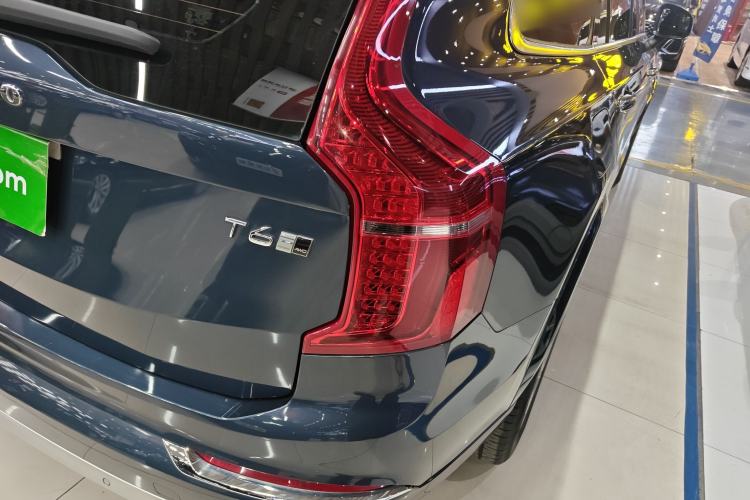 Used Volvo XC90 2019 T6 Zhiyi Edition 7-Seater China VI Standard Right Rear Taillight
