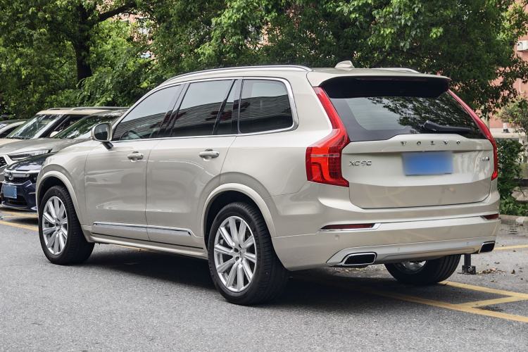 Used Volvo XC90 2019 T6 Zhiyi Edition 7-Seater China VI Standard Exterior 4