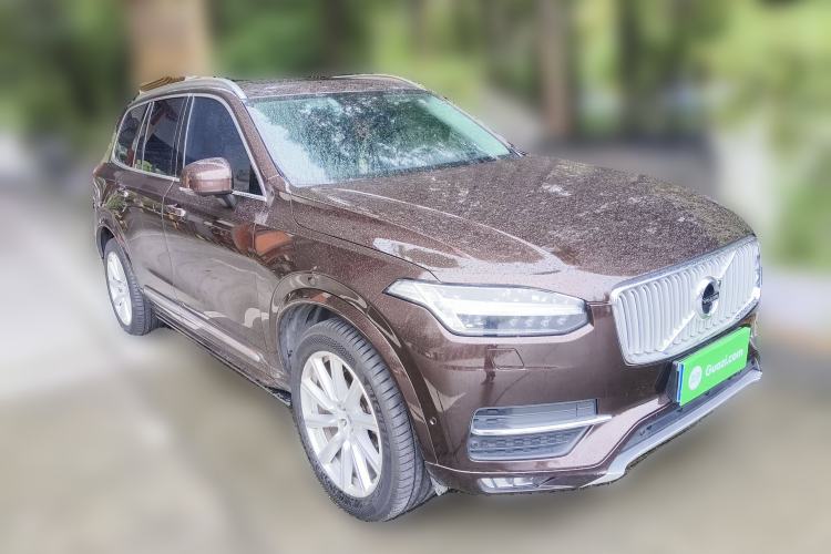 Used Volvo XC90 2019 T6 ZhiZun Edition 7-Seater China V Standard Front Right 45 Deg