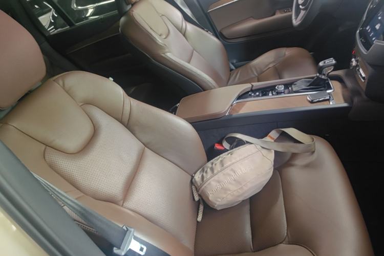 Used Volvo XC90 2019 T6 Zhiyi Edition 7-Seater China VI Standard Right Front Seat
