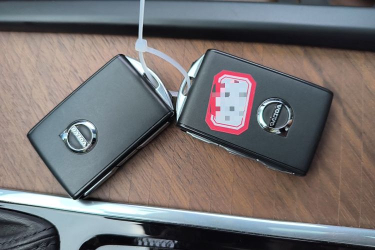 Used Volvo XC90 2019 T6 Zhiyi Edition 7-Seater China VI Standard Vehicle Key